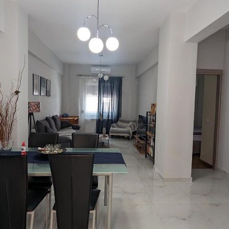 Luxury & Spacious Apartment In 아테네 외부 사진