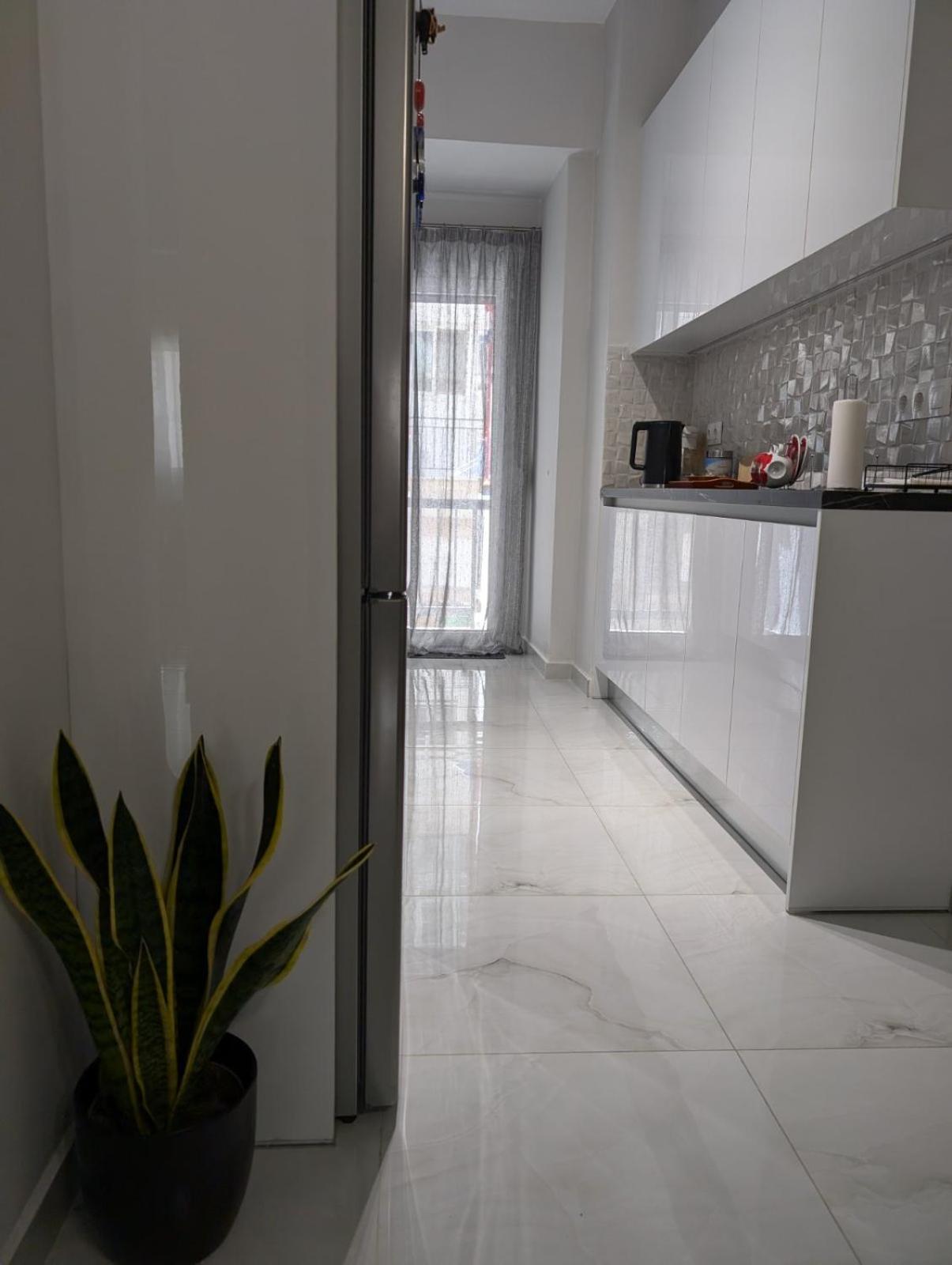Luxury & Spacious Apartment In 아테네 외부 사진